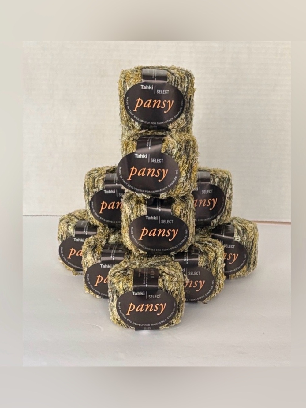 NWT! Tahki Select Pansy Green Yarn | 12 Skeins